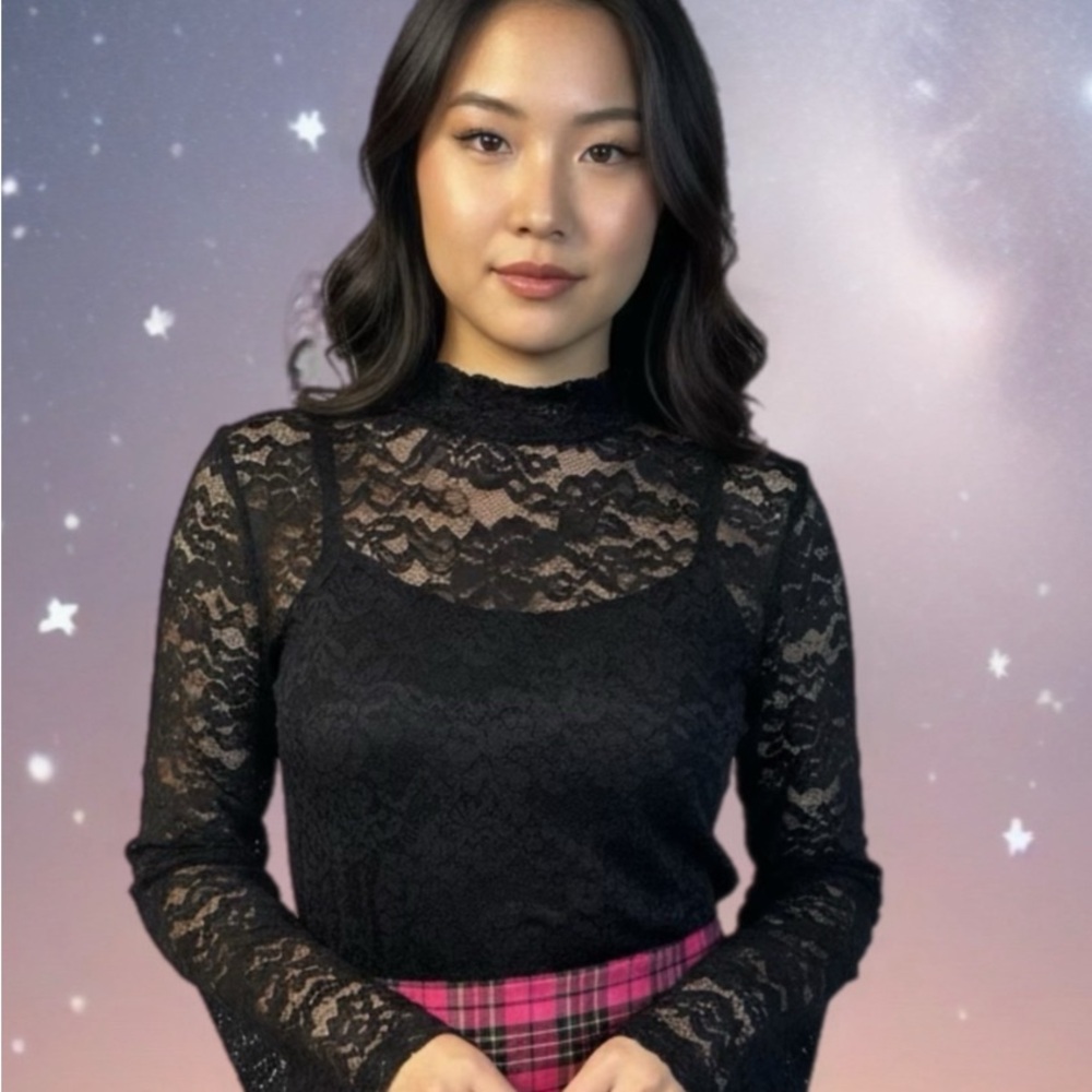 Valerie Stevens Elegant Black Lace Blouse